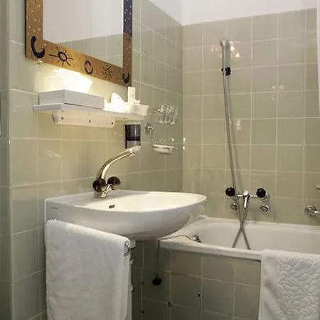 G-hotel Goldenes Schwert 3*